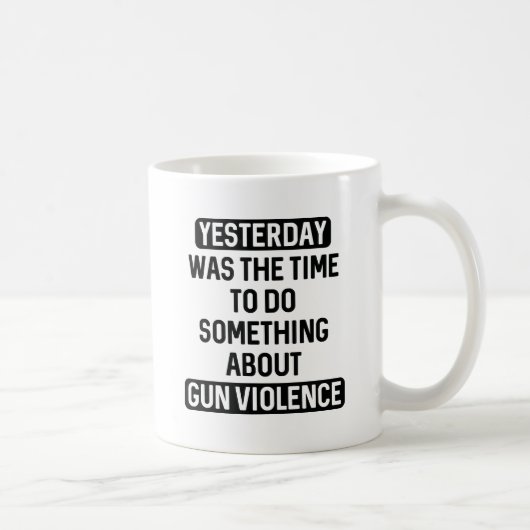Mug Mettre fin à la violence armée (Droite)