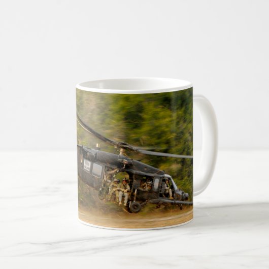 MUG MH-60M BLACK HAWK (Devant droit)