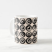 Mug Mi-Siècle Noir Et Cercles De Crème Motif (Devant gauche)