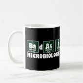 Mug Microbiologiste drôle de Badass (Gauche)