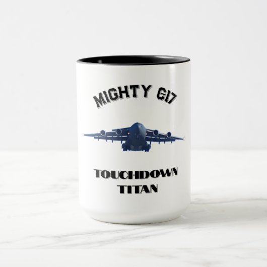 Mug Mighty C-17, Touchdown Titan (Centre)