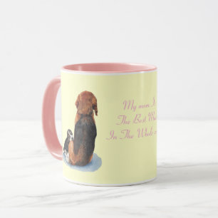Mug mignon chiot beagle bouddling maman chien avec slo