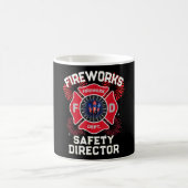 Mug Mignon directeur de la sécurité des feux d'artific (Centre)