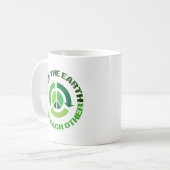 Mug Mignon Love The Earth Activiste De l'environnement (Devant gauche)
