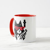 Mug Mignonne chat tenant une arme (Devant gauche)
