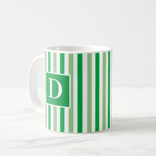 Mug Mignonne moderne vert et blanc rayé unique initial (Devant gauche)