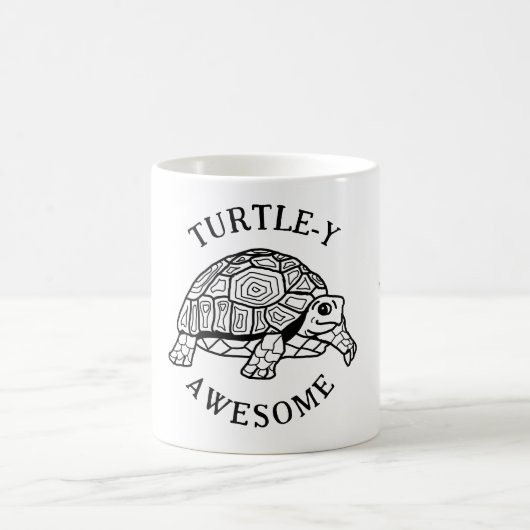Mug Mignonne tortue heureuse. La tortue est géniale. V (Centre)