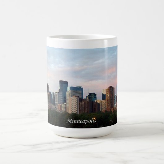 MUG : Minneapolis, Minnesota Skyline - PLEIN WRAP_ (Centre)
