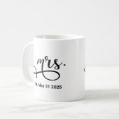 Mug Mme Black Modern Script Personnalisé Mariage Nouve (Devant gauche)