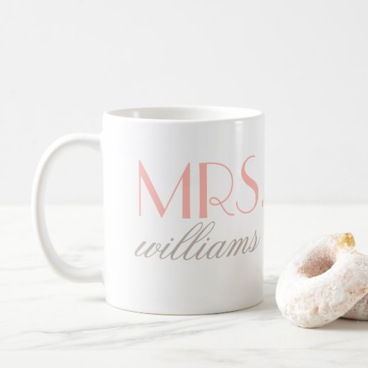 Mug Mme Elegant Blush Mariage personnalisé Monogramme (Avec donut)