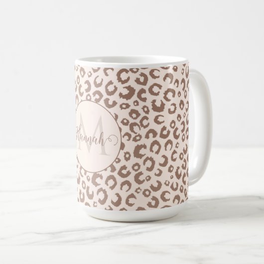 Mug Mocha Mousse et crème Tan Leopard Motif (Devant droit)