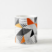 Mug Mode triangulaire : Élégance Polygonale Vintage. (Centre)