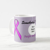 Mug Modèle de ruban standard violet par Kenneth Yoncic (Devant gauche)