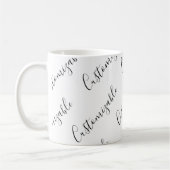 Mug Modèle de texte de script moderne éditable | Noir (Gauche)