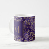 Mug Moderne Elégant prune violet or Feuilles Monogramm (Devant gauche)