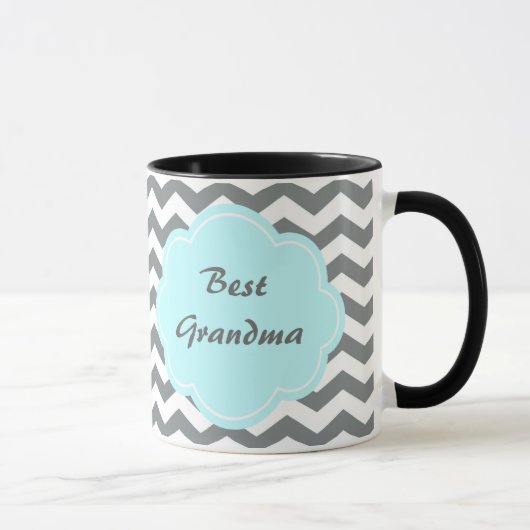 Mug moderne gris, blanc chevron meilleure grand-mère (Droite)