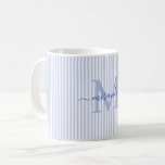 Mug Moderne Monogramme à rayure bleue avec nom<br><div class="desc">Commencez votre matinée avec style avec cette tasse à café rayée bleue personnalisée, conçue pour apporter un charme intemporel à chaque gorgée. Avec un fond rayé bleu clair et blanc, cette tasse élégante est personnalisée avec votre initiale de monogramme et votre nom complet dans une police de caractères cursive élégante,...</div>