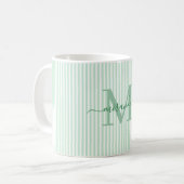 Mug Moderne Monogramme à rayures vertes avec nom (Devant gauche)