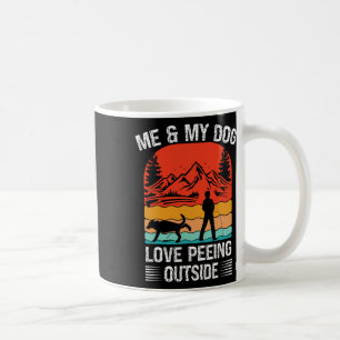 Mug Moi et mon chien - J'adore faire pipi à l'extérieu