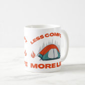 Mug MOINS DE CONFORT PLUS DE VIE séjour camping (Devant droit)