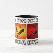 Mug Moins de travail et plus de plongée à l'air (Centre)