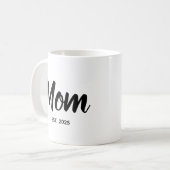 Mug Mom Established Black Script Custom Year (Devant gauche)
