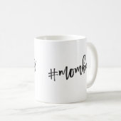 Mug #MOMBOSS black minimum décontracté script drôle (Devant droit)