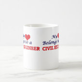 Mug Mon coeur appartient à un ingénieur civil (Centre)