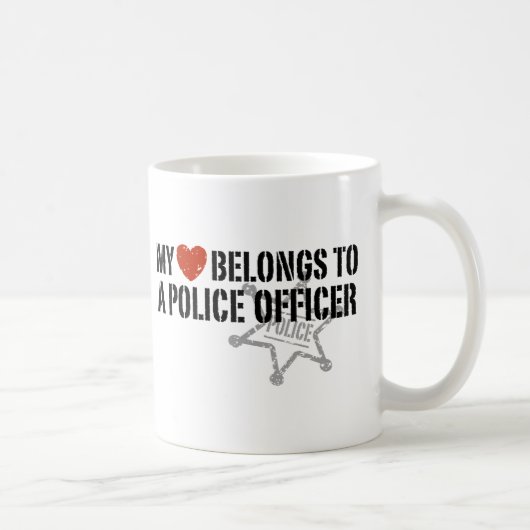 Mug Mon coeur appartient à un policier (Droite)