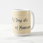 Mug Mon Dachshund allongé a mangé mes devoirs (Devant droit)