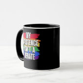 Mug Mon existence n'est pas un débat LGBT Pride Mois G (Devant gauche)