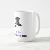 Mug Mon fils porte des bottes de combat (Devant droit)