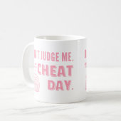 Mug Mon humour de régime de petit gâteau de rose de (Devant gauche)