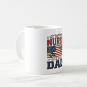 Mug Mon infirmière préférée m'appelle papa conception (Devant gauche)
