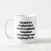 Mug Mon Lit Est Un Endroit Magique (Gauche)