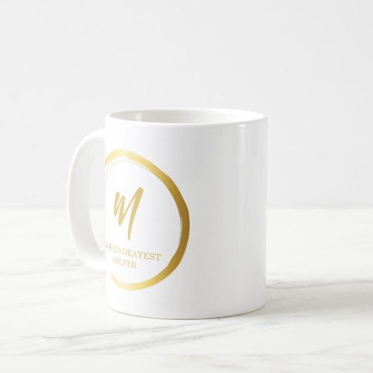 Mug Mondes Okayest Golfer Gold Monogramme (Devant gauche)