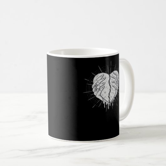 Mug Monochrome Squelette Main Avec Coeur Classique (Devant droit)