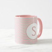 Mug Monogramme à bande rose bébé (Devant droit)