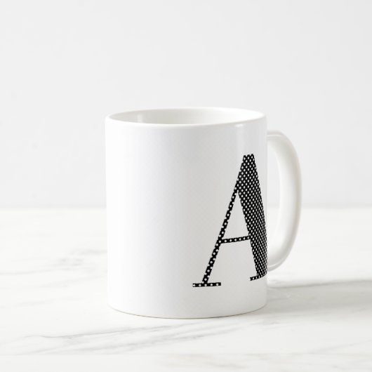 Mug Monogramme à points polka noirs et blancs (Devant droit)