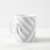 Mug Monogramme aux Brins de Lavande Élégants (Devant gauche)