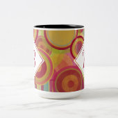 Mug monogramme avec anneaux et cercles brillants e (Centre)