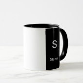 Mug Monogramme bicolore moderne noir et blanc (Devant droit)