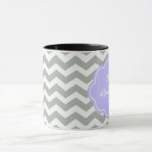 Mug Monogramme chevron gris élégant et moderne tendanc (Centre)