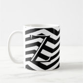 Mug Monogramme classique noir blanc Chevron Zig Zag (Gauche)