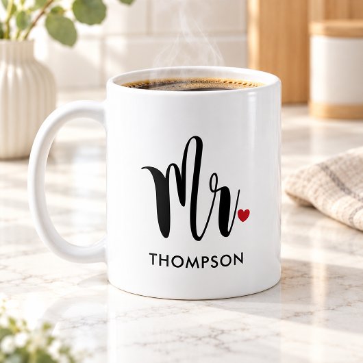 Mug Monogramme Cœur de M. Calligraphie Moderne
