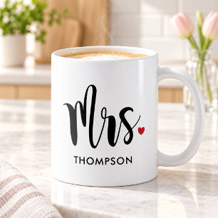 Mug Monogramme cœur de Mme Calligraphie moderne