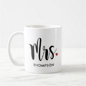 Mug Monogramme cœur de Mme Calligraphie moderne (Gauche)