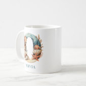 Mug Monogramme côtier personnalisé O Initial Beach (Devant gauche)