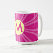 Mug Monogramme Coup de Soleil Rose Chaud Cercle Jaune  (Devant droit)