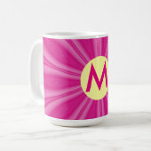 Mug Monogramme Coup de Soleil Rose Chaud Cercle Jaune  (Devant gauche)